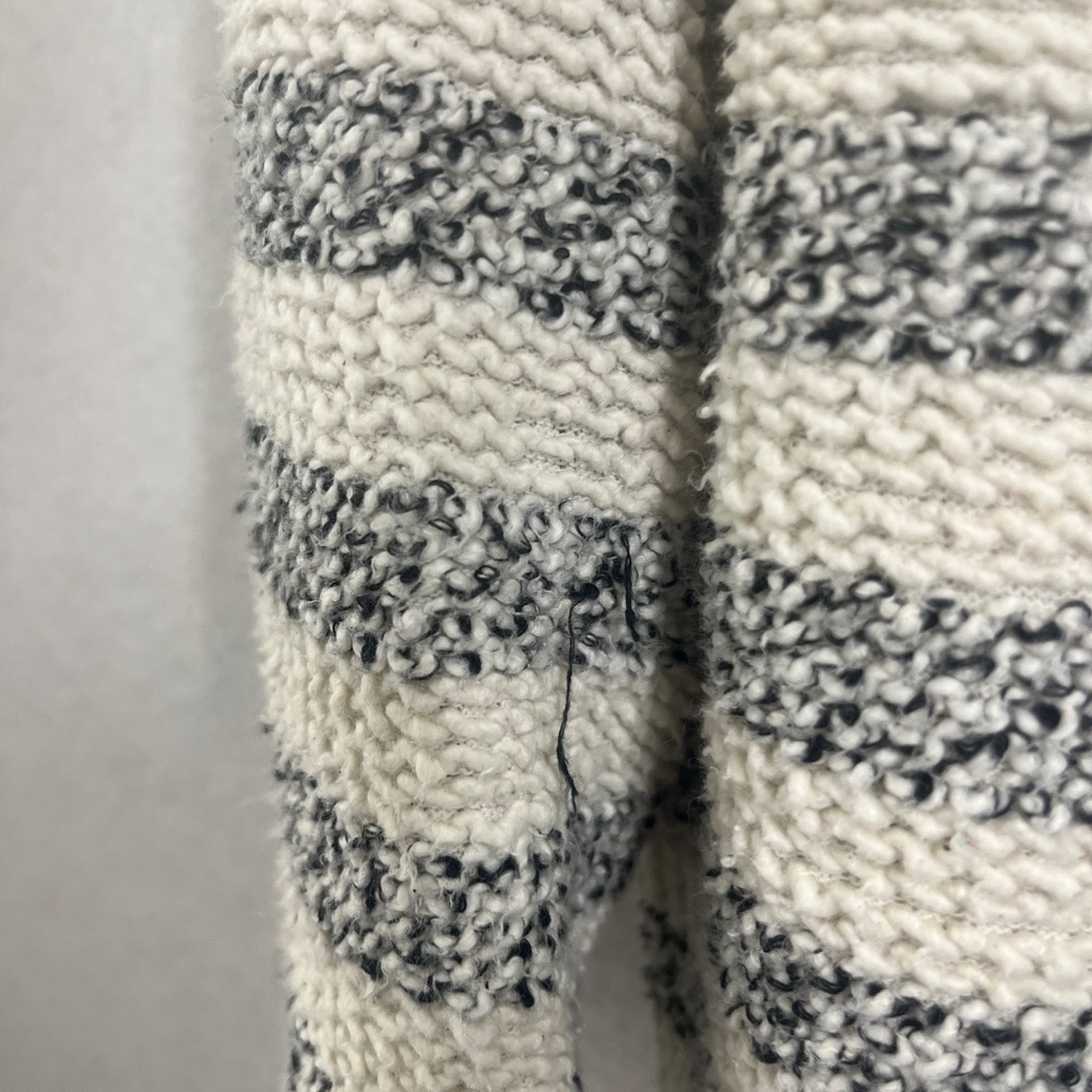 Lucky Brand Striped Knit Top Cream Gray Textured Short Sleeve Sweater Size Large - Picture 8 of 9